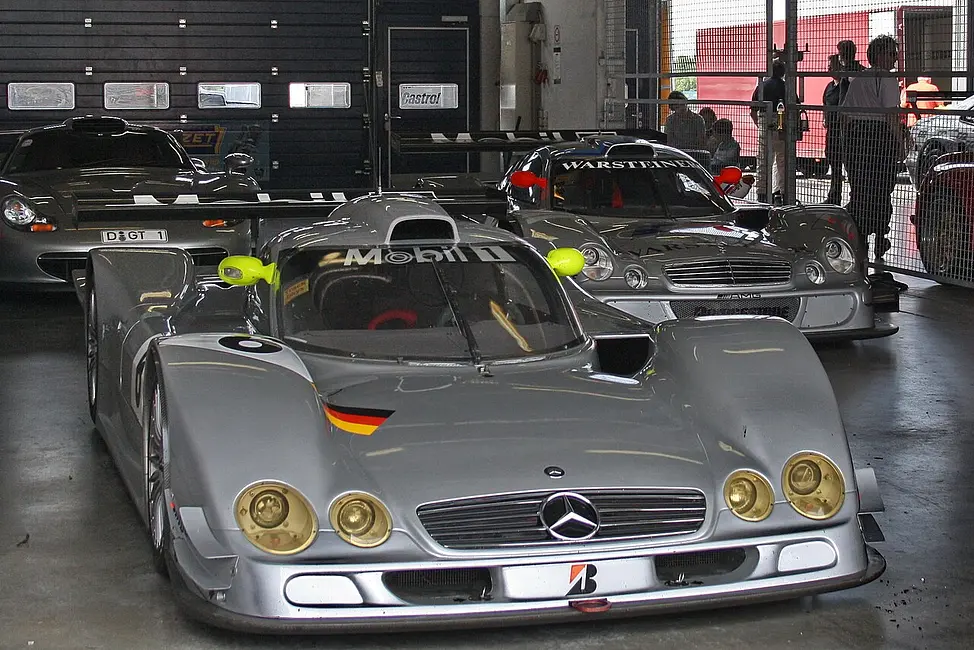 HWA Mercedes-Benz CLR