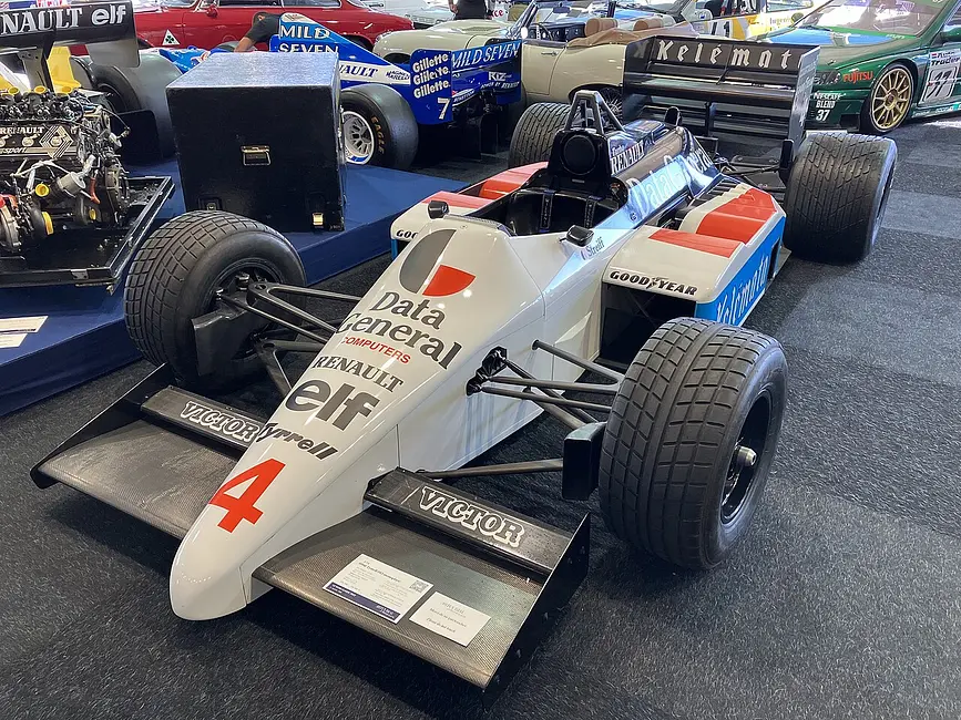 Tyrrell Racing Tyrrell 015
