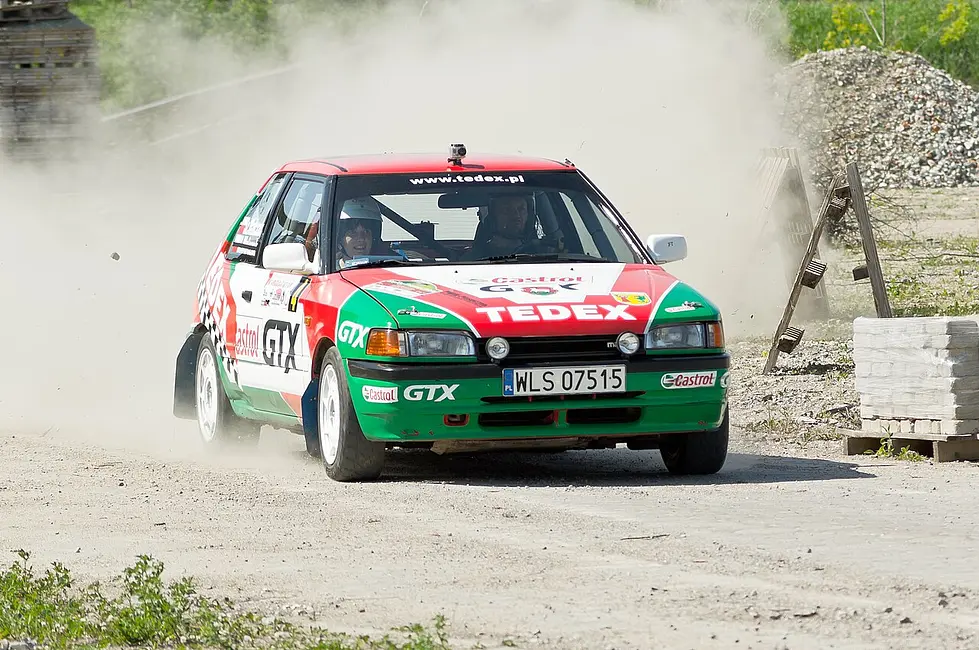 Mazda 323 4WD