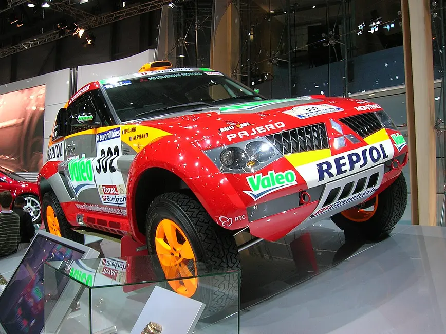 Mitsubishi Motors Mitsubishi Pajero Evolution