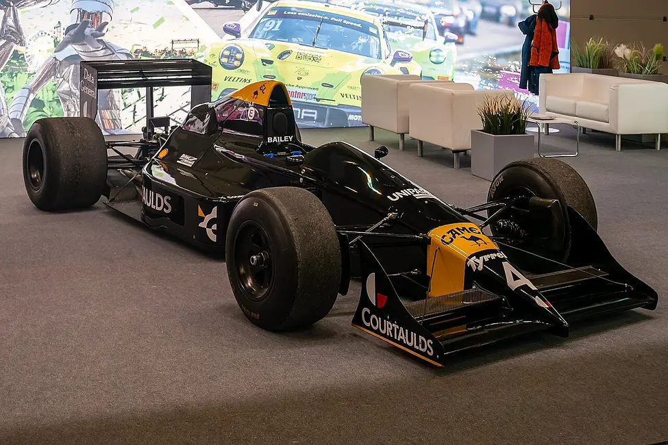 Tyrrell Racing Tyrrell 017