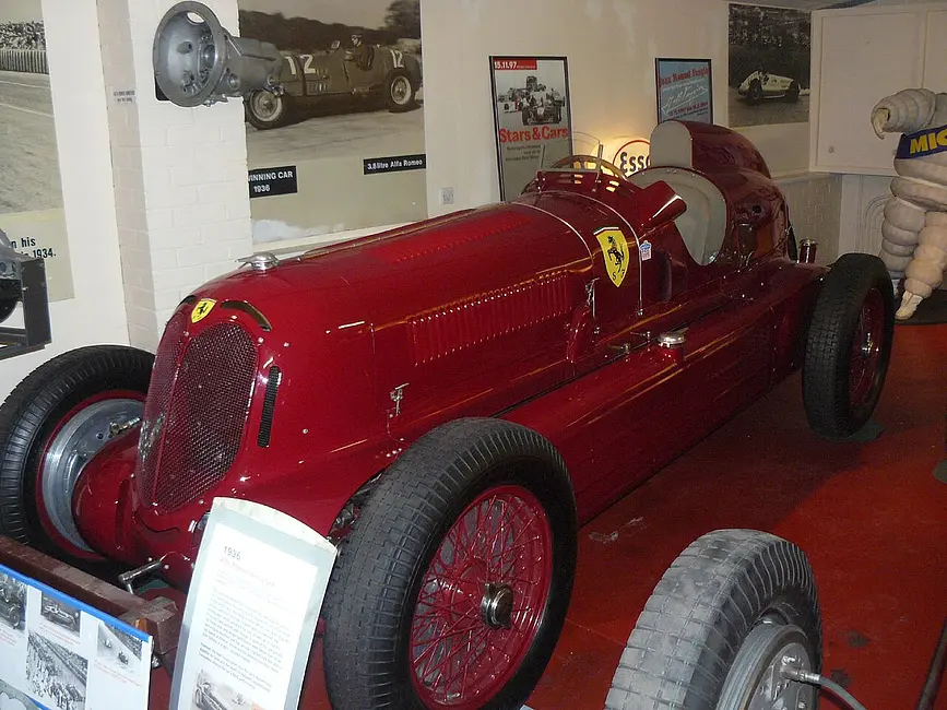 Alfa Romeo 16C twin-engine