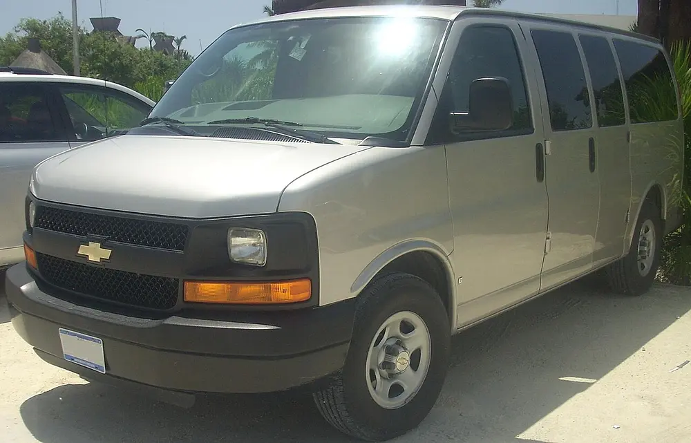 Chevrolet Express 1500 2WD Passenger 2014 · 5.3 L · 8 cylinders · Regular Gasoline · E85 · FFV · FFV · Automatic 4-spd · Rear-Wheel Drive