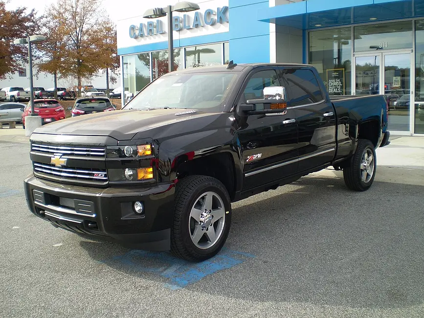 Chevrolet Silverado C10 Cab Chassis 2WD 2019 · 5.3 L · 8 cylinders · Regular Gasoline · SIDI · Automatic 6-spd · Rear-Wheel Drive