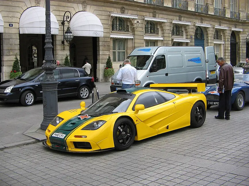 McLaren F1 GTR