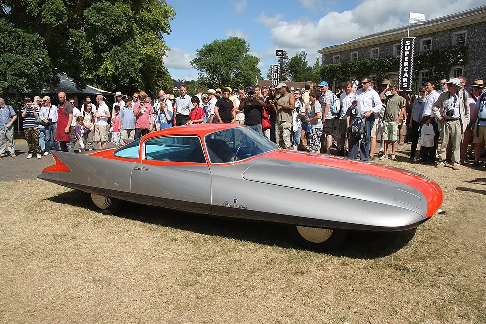 Chrysler Ghia Gilda Streamline X Coupé