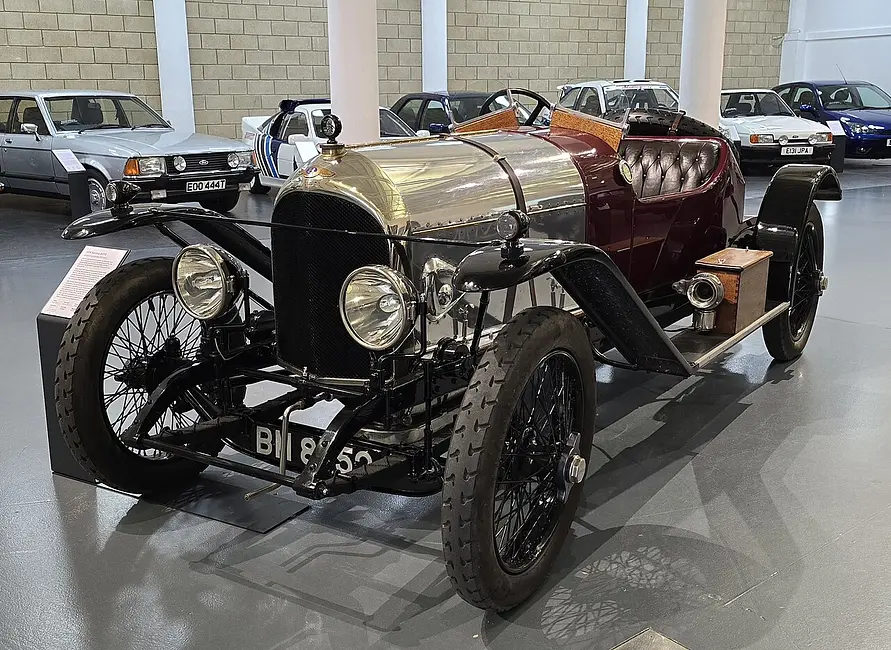 Bentley Category:Bentley EXP2