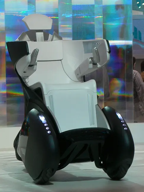 Toyota i-REAL