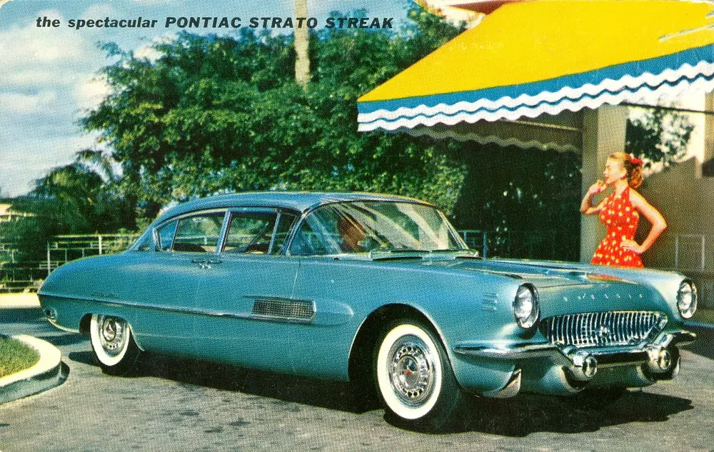 General Motors Pontiac Strato-Streak