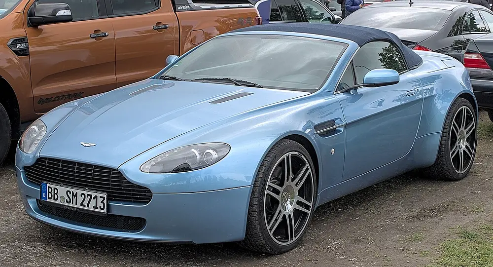 Aston Martin Lagonda Aston Martin Vantage