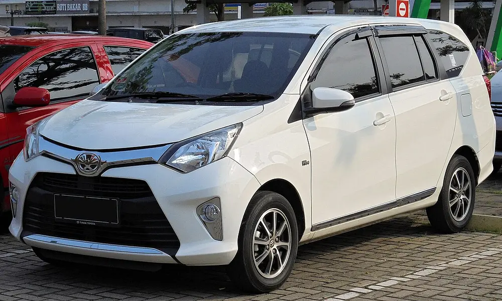 Daihatsu Toyota Calya
