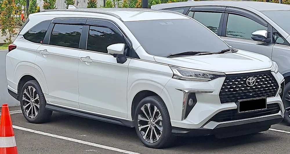 Daihatsu Toyota Veloz