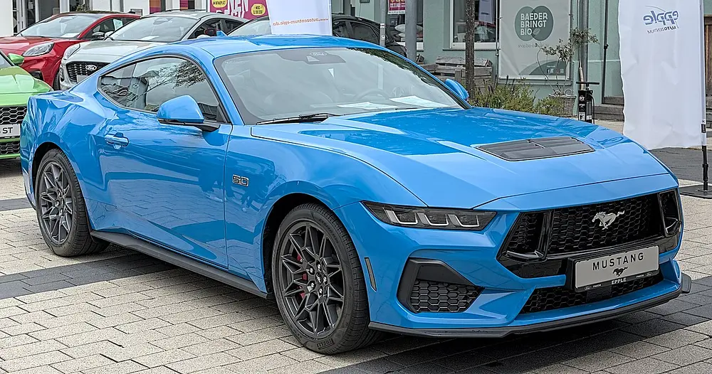 Ford Mustang 5,0 L · Essence · 330 kW