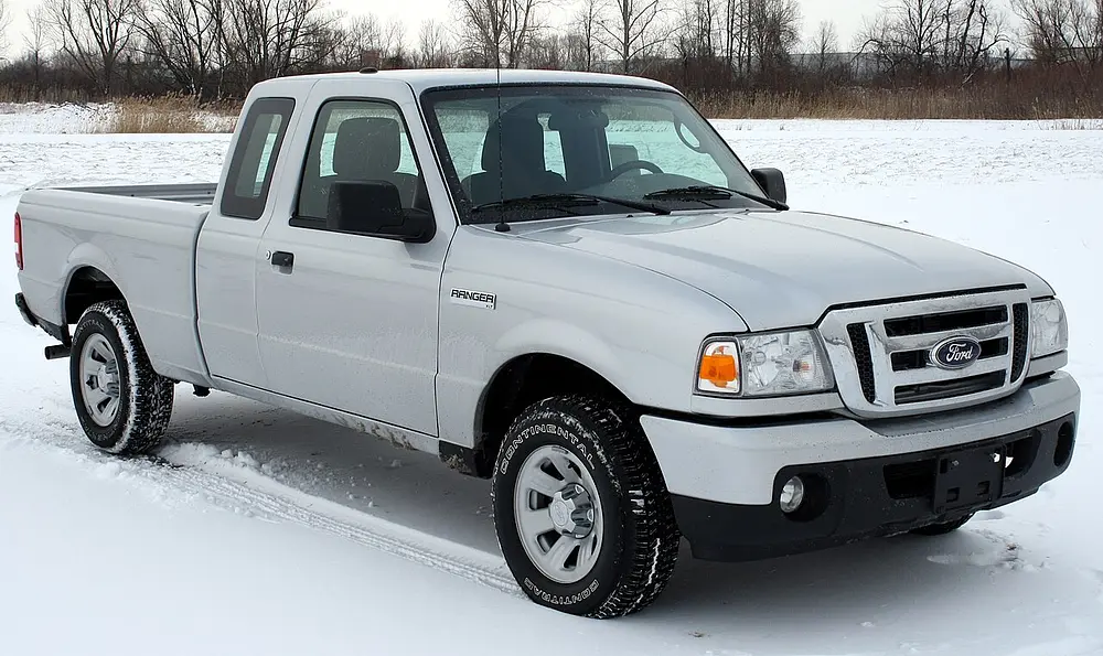 Ford Ranger 2WD 2019 · 2.3 L · 4 cylinders · Regular Gasoline · SIDI & PFI · Automatic (S10) · Rear-Wheel Drive
