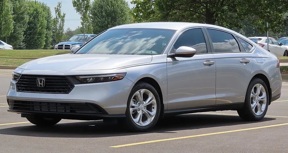 Honda Accord 1997 · 2.2 L · 4 cylinders · Regular Gasoline · (FFS) · Automatic 4-spd · CLKUP · Front-Wheel Drive