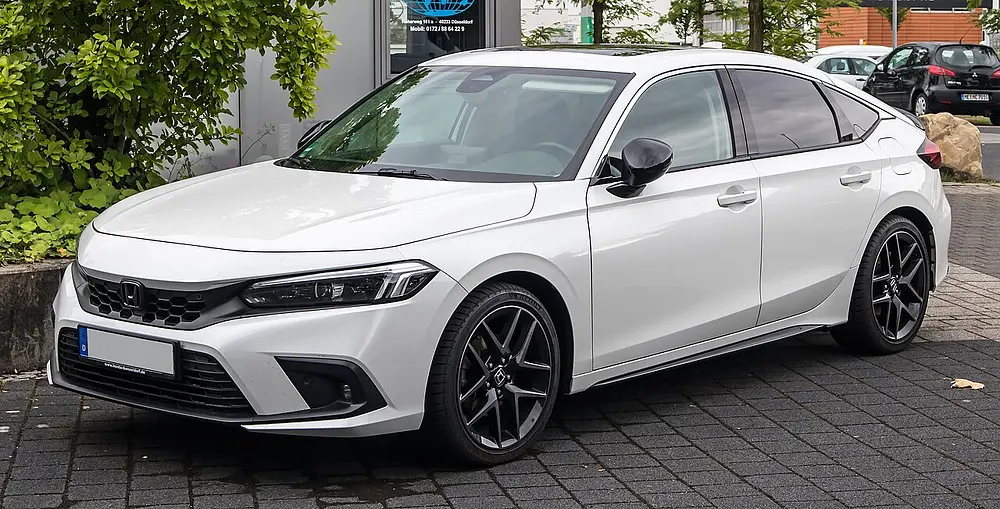 Honda Civic 2Dr 2018 · 2.0 L · 4 cylinders · Regular Gasoline · Manual 6-spd · Front-Wheel Drive