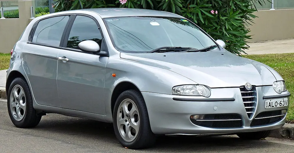 Alfa Romeo 147 1.6 TS · 77.227 kW