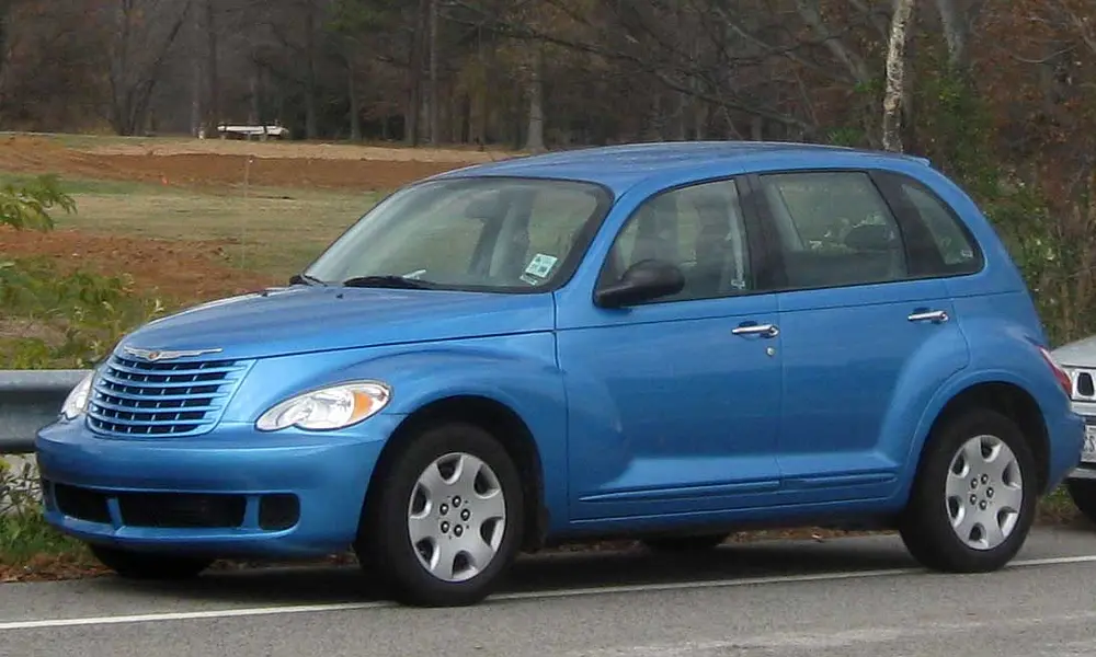 Chrysler PT Cruiser 2001 · 2.4 L · 4 cylinders · Regular Gasoline · Automatic 4-spd · CLKUP · Front-Wheel Drive