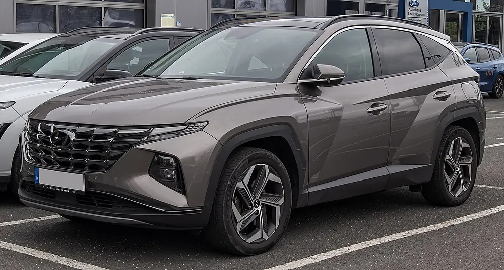 Hyundai Tucson Beta II 2.0 · 104.441 kW