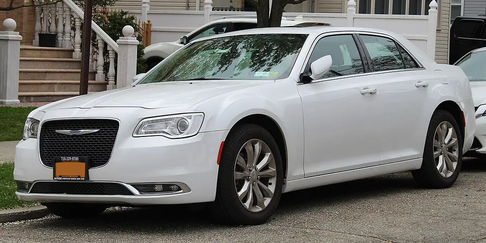 Chrysler 300 M 1999 · 3.5 L · 6 cylinders · Regular Gasoline · Automatic 4-spd · VMODE CLKUP · Front-Wheel Drive