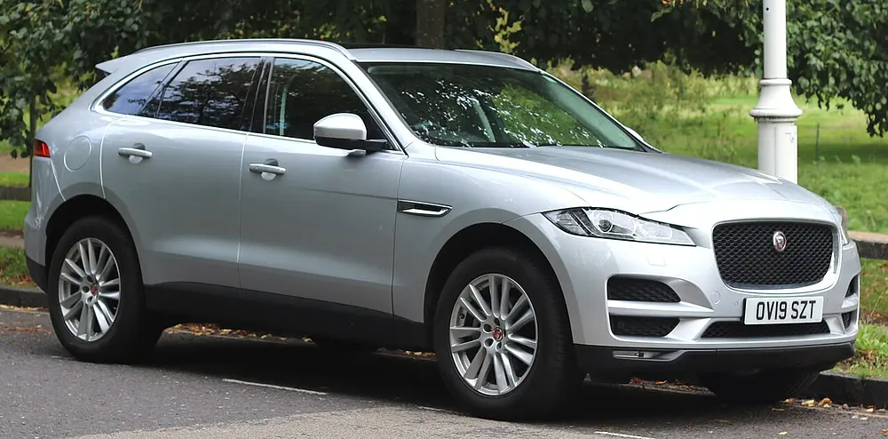 Jaguar F-Pace 2017 · 3.0 L · 6 cylinders · Premium Gasoline · SIDI · Automatic (S8) · All-Wheel Drive