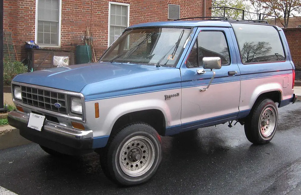 Ford Bronco II 2WD 1986 · 2.3 L · 4 cylinders · Regular Gasoline · (FFS) · Manual 5-spd · Rear-Wheel Drive