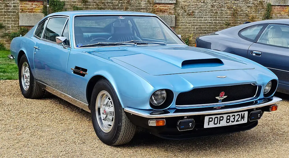 Aston Martin V8 Vantage 2006 · 4.3 L · 8 cylinders · Premium Gasoline · Manual 6-spd · Rear-Wheel Drive