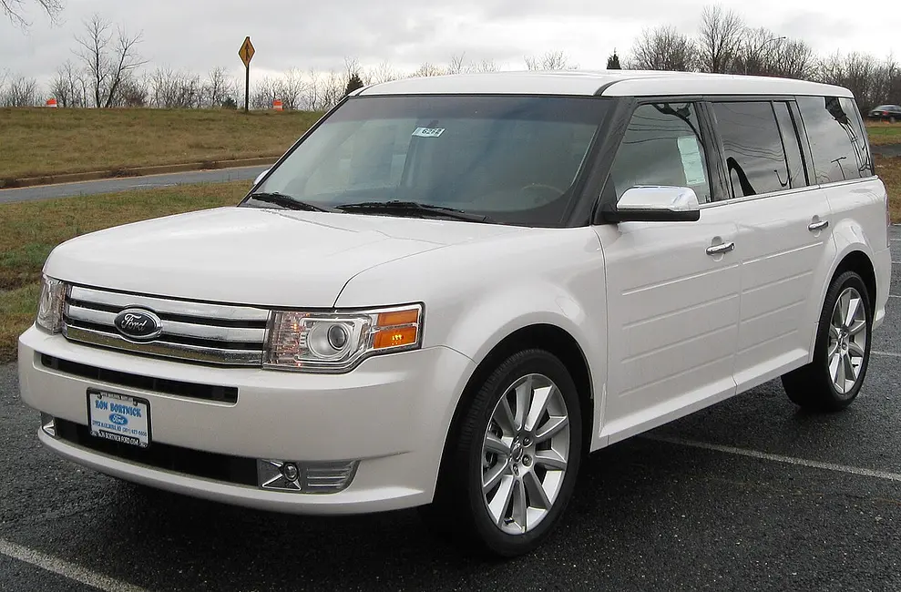 Ford Flex FWD 2009 · 3.5 L · 6 cylinders · Regular Gasoline · Automatic 6-spd · CLKUP · Front-Wheel Drive