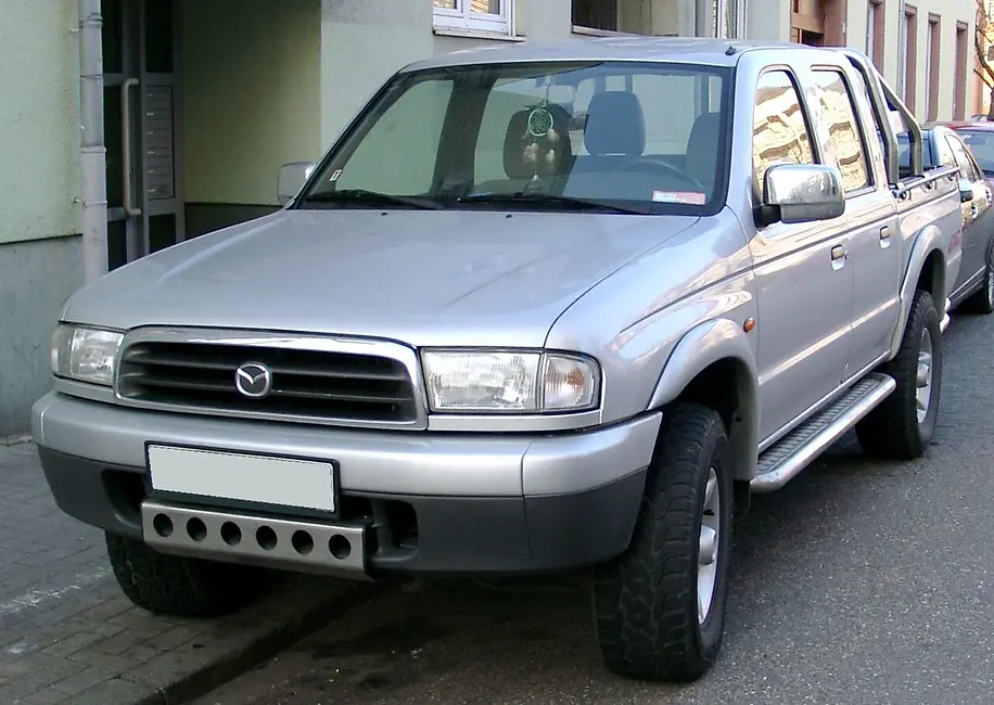 Mazda B2500 1999 · 2.5 L · 4 cylinders · Regular Gasoline · Automatic 4-spd · CLKUP · Rear-Wheel Drive
