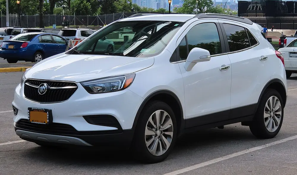 Buick Encore FWD 2020 · 1.4 L · 4 cylinders · Regular Gasoline · Automatic (S6) · Front-Wheel Drive