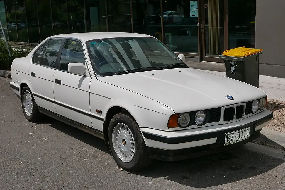 BMW 5 Series 518i · 83.0 kW