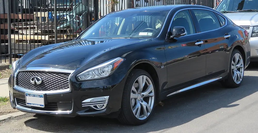 Infiniti Q70 2014 · 5.6 L · 8 cylinders · Premium Gasoline · Automatic (S7) · Rear-Wheel Drive