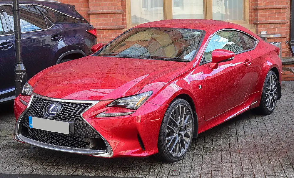 Lexus RC 200t 2016 · 2.0 L · 4 cylinders · Premium Gasoline · SIDI & PFI · Automatic (S8) · Rear-Wheel Drive