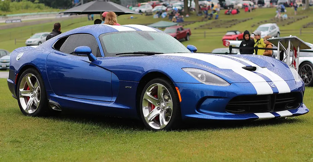 Dodge Viper 2017 · 8.4 L · 10 cylinders · Premium Gasoline · Manual 6-spd · Rear-Wheel Drive