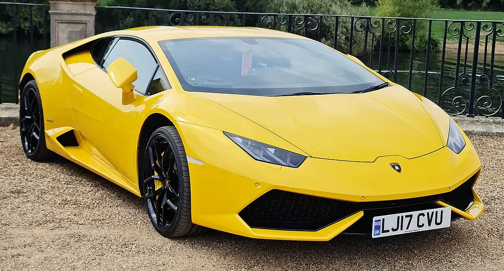 Lamborghini Huracan 2015 · 5.2 L · 10 cylinders · Premium Gasoline · SIDI & PFI · Automatic (AM-S7) · All-Wheel Drive