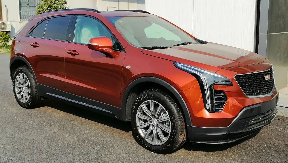 Cadillac XT4 FWD 2019 · 2.0 L · 4 cylinders · Premium Gasoline · SIDI · Automatic (S9) · Front-Wheel Drive
