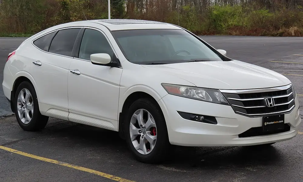 Honda Accord Crosstour 2WD 2010 · 3.5 L · 6 cylinders · Regular Gasoline · Automatic 5-spd · Front-Wheel Drive