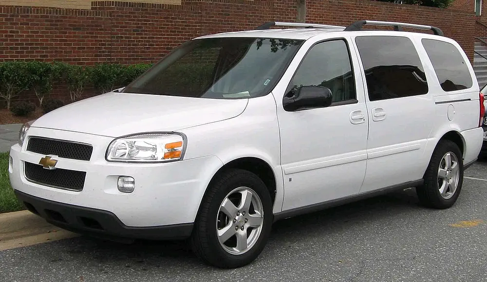 Chevrolet Uplander FWD 2005 · 3.5 L · 6 cylinders · Regular Gasoline · Automatic 4-spd · CLKUP · Front-Wheel Drive