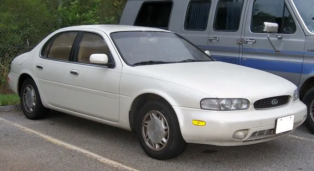 Infiniti J30 1994 · 3.0 L · 6 cylinders · Premium Gasoline · (FFS) · Automatic 4-spd · CLKUP · Rear-Wheel Drive