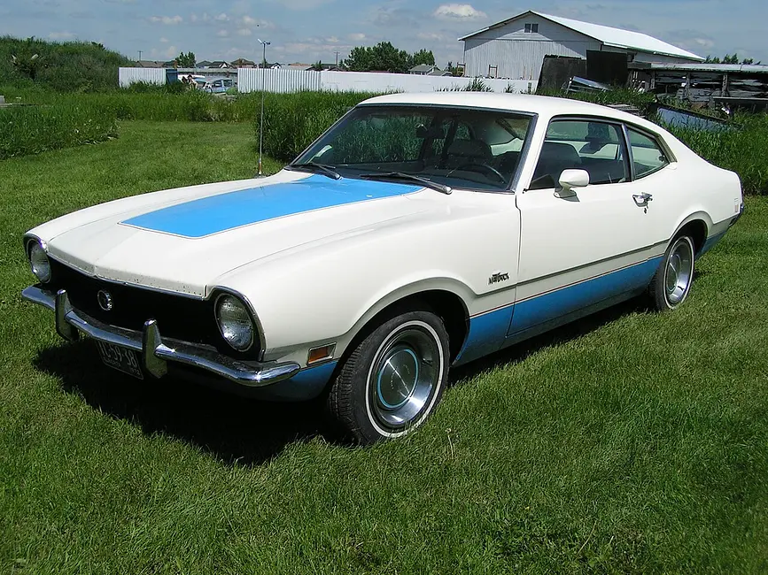 Ford Maverick AWD 2025 · 2.0 L · 4 cylinders · Regular Gasoline · SIDI & PFI · Automatic 8-spd · Part-time 4-Wheel Drive