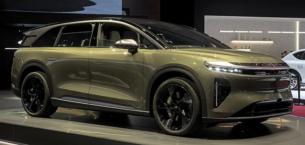 Lucid Gravity Dream w/20F21R wheels (3R) 2026 · Electricity · 399 kW ACPM · EV · Automatic (A1) · All-Wheel Drive