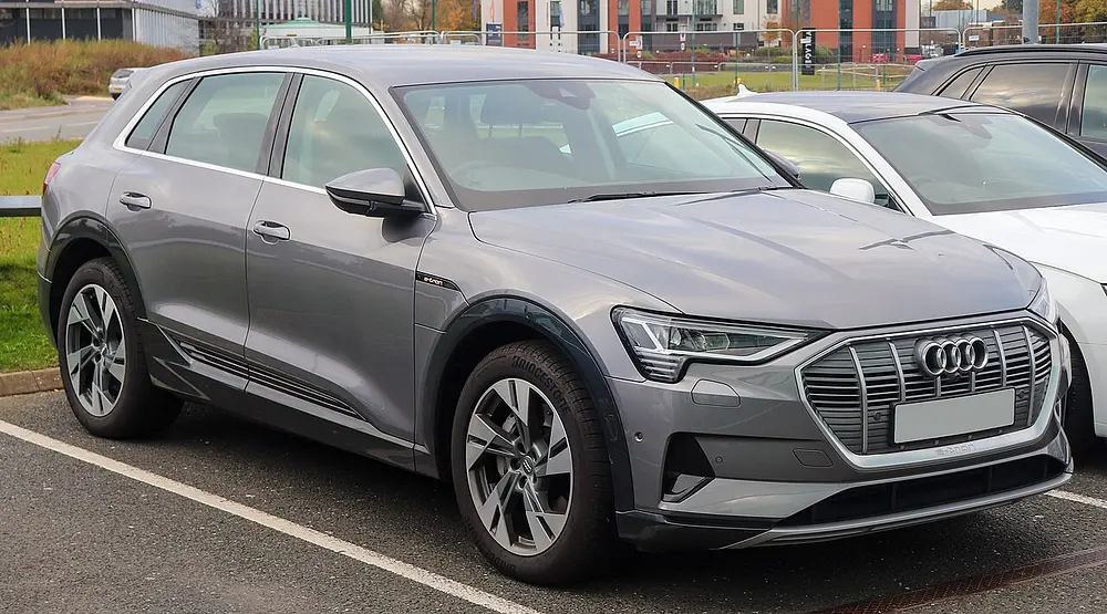 Audi Q8 e-tron quattro 2024 · Electricity · 141 kW Asynchron 3-Phase · EV · Automatic (A2) · All-Wheel Drive