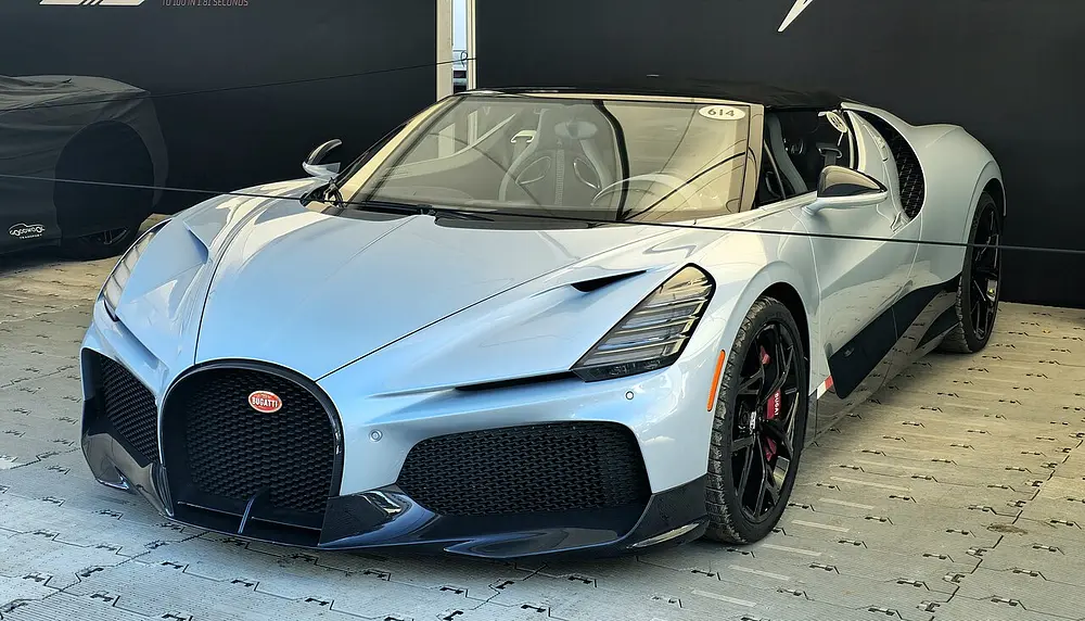 Bugatti Mistral 2025 · 8.0 L · 16 cylinders · Premium Gasoline · SIDI · Automatic (AM-S7) · All-Wheel Drive