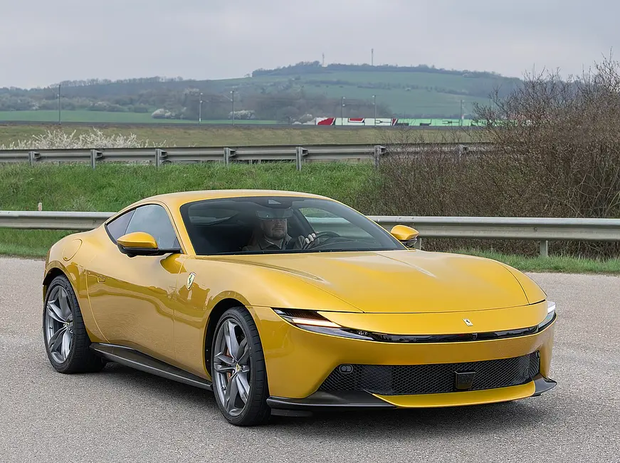 Ferrari Amalfi 2027 · 3.9 L · 8 cylinders · Premium Gasoline · SIDI · Automatic (AM-S8) · Rear-Wheel Drive