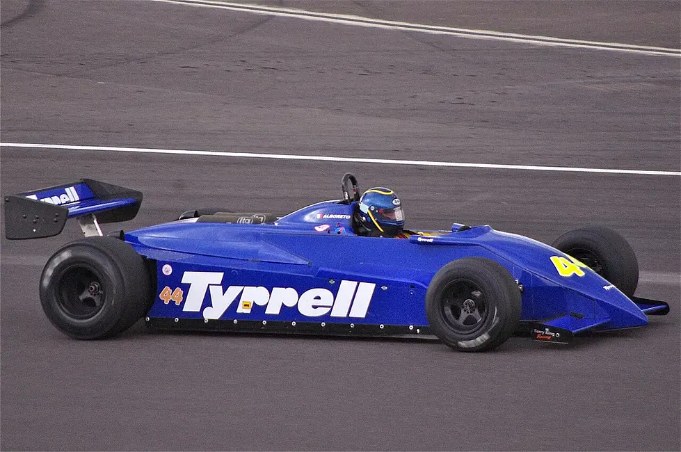 Unknown manufacturer Tyrrell 011