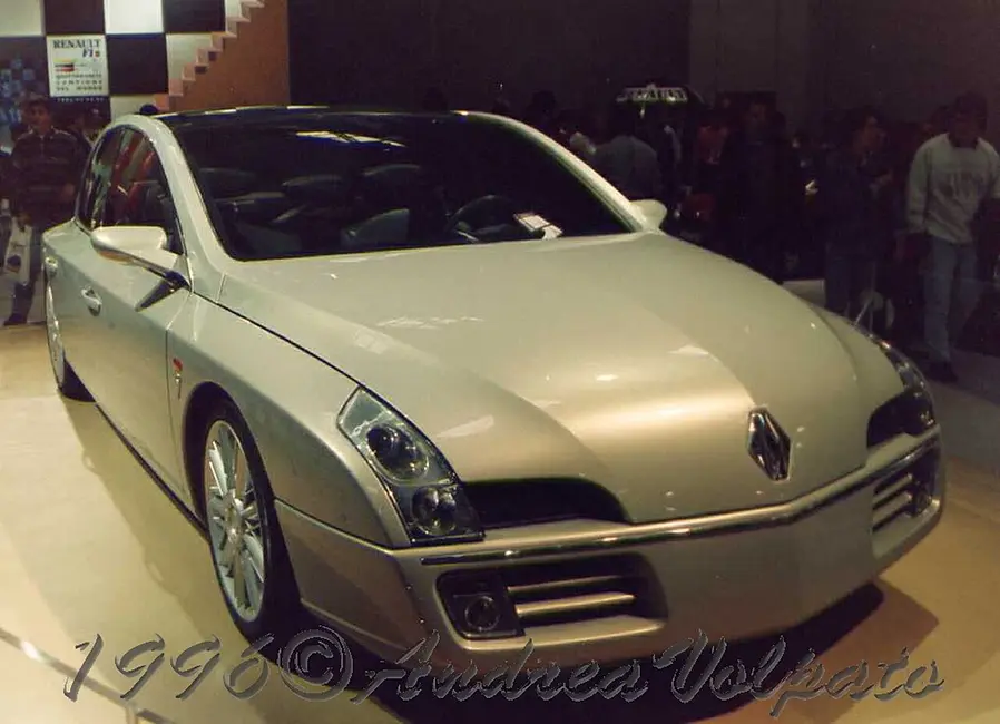 Renault Initiale