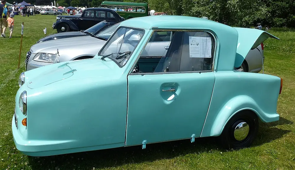 AC Cars AC Invacar