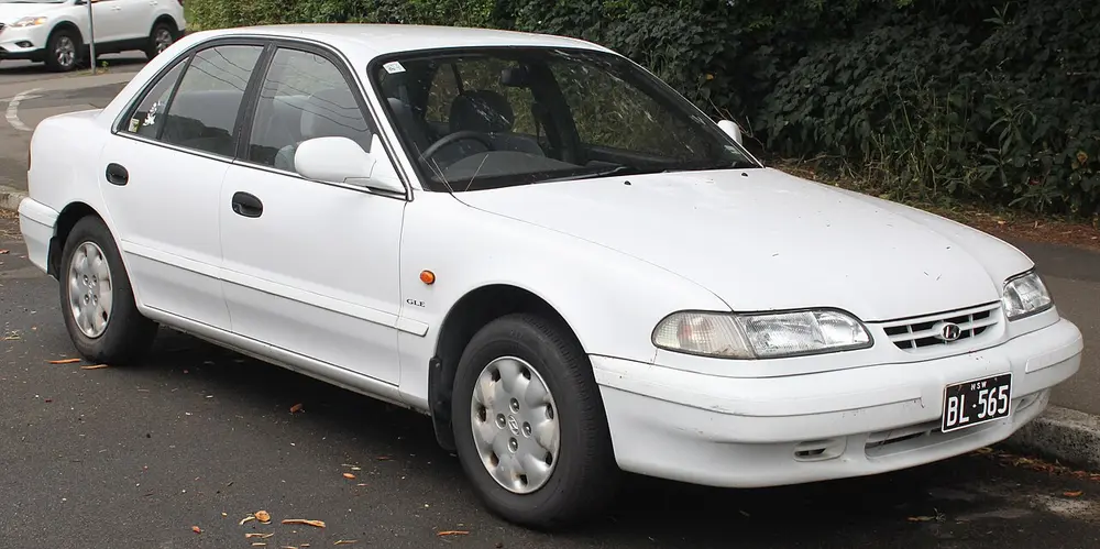 Hyundai Sonata 1993 · 2.0 L · 4 cylinders · Regular Gasoline · (FFS)      (MPFI) · Automatic 4-spd · 2MODE CLKUP · Front-Wheel Drive