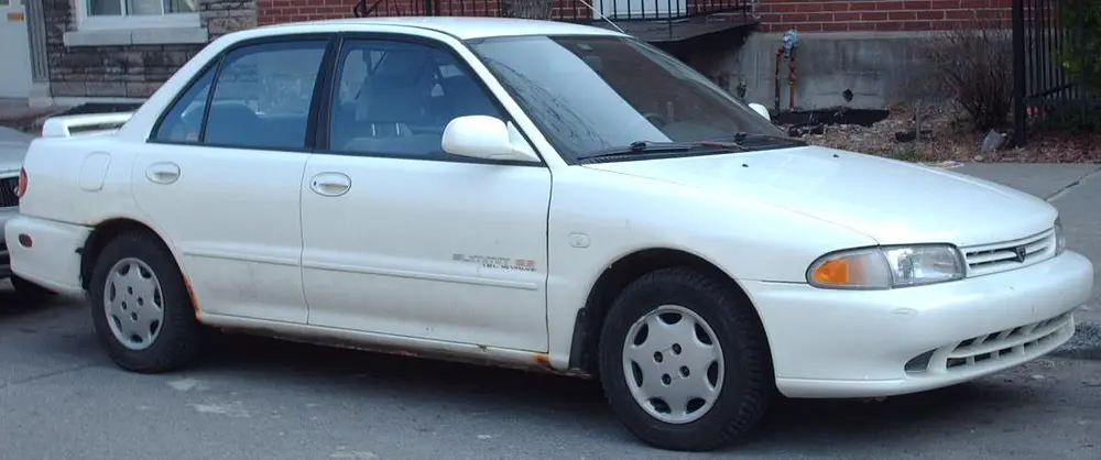 Eagle Summit 1994 · 1.5 L · 4 cylinders · Regular Gasoline · SOHC       (FFS) · Automatic 3-spd · Front-Wheel Drive