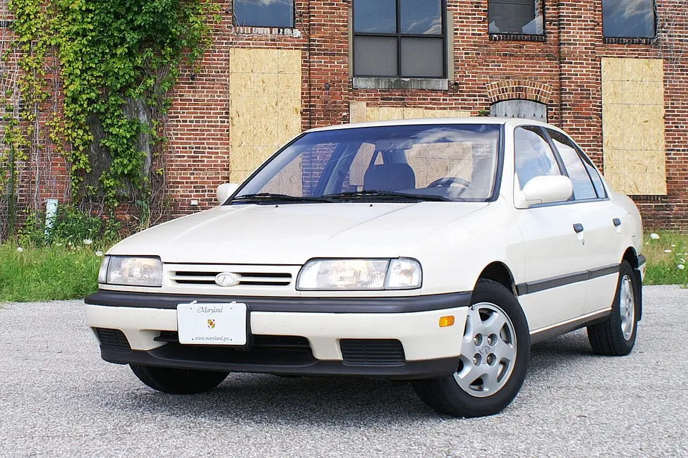 Infiniti G20 1994 · 2.0 L · 4 cylinders · Regular Gasoline · (FFS) · Automatic 4-spd · CLKUP · Front-Wheel Drive